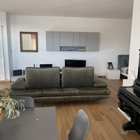 Nuovo Bilocale Apartment San Rocco  Luaran gambar