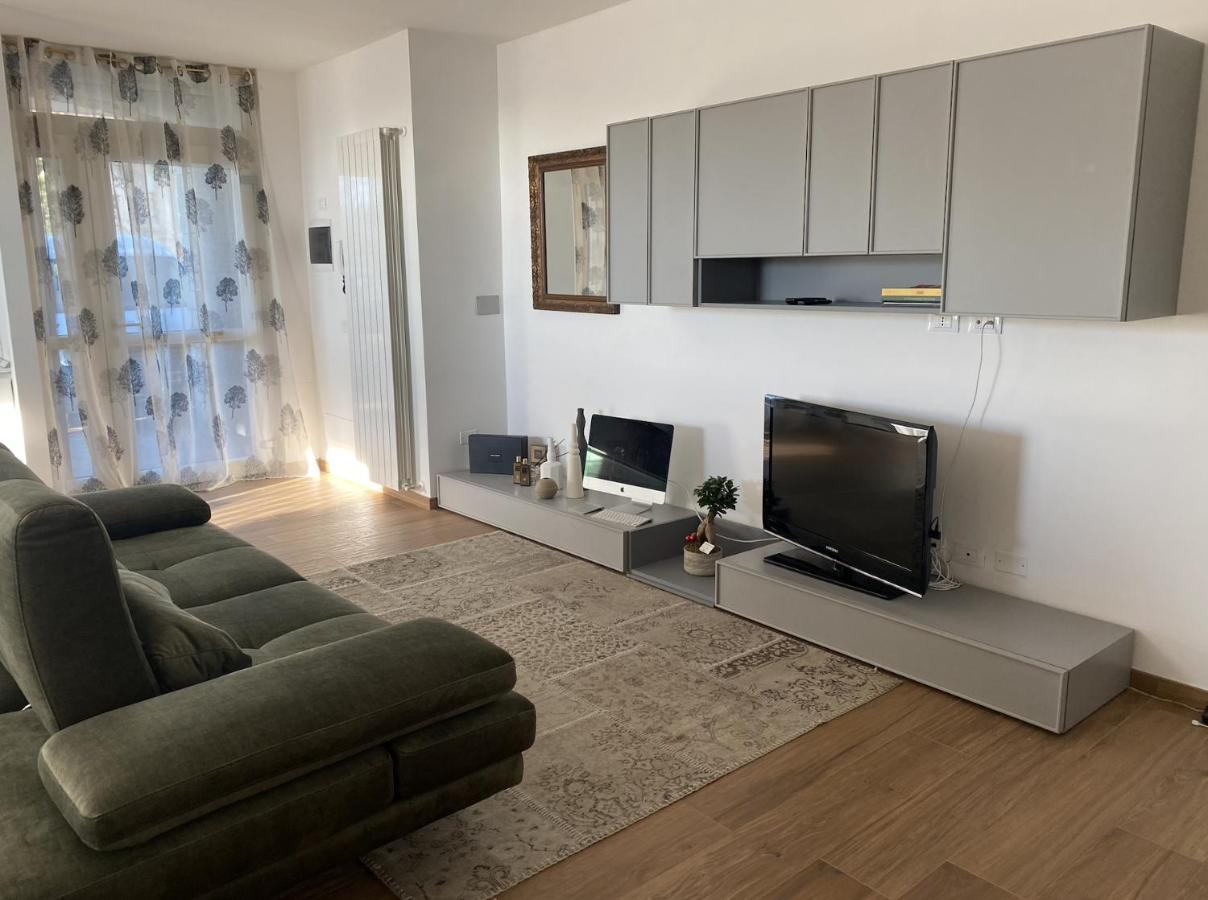 Nuovo Bilocale Apartment San Rocco  Luaran gambar